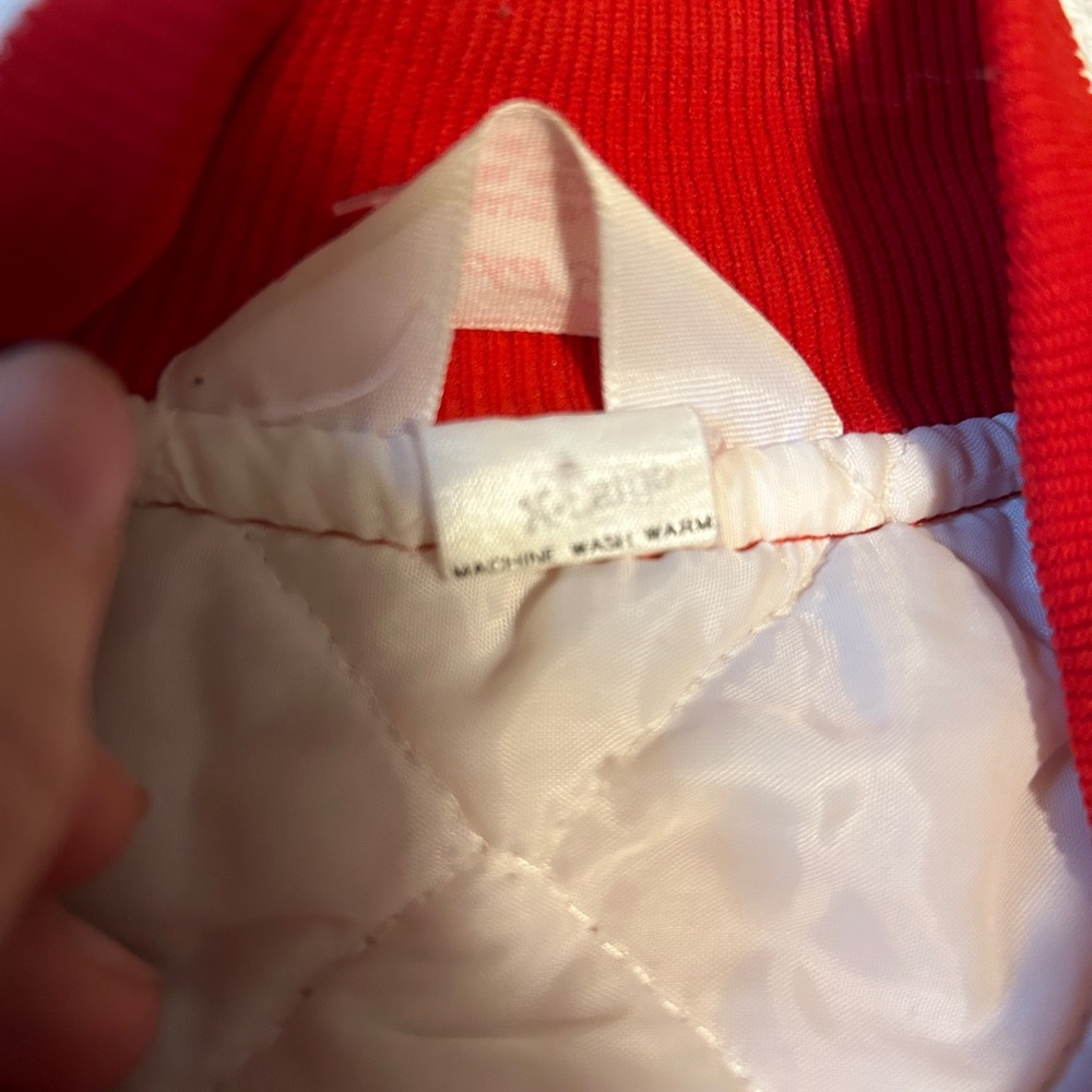 Indiana Hoosiers satin bomber jacket. - Picture 9 of 12